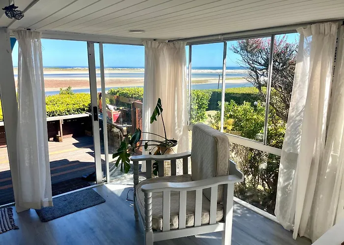Fantastic Spot In Hermanus With Great Lagoon Views