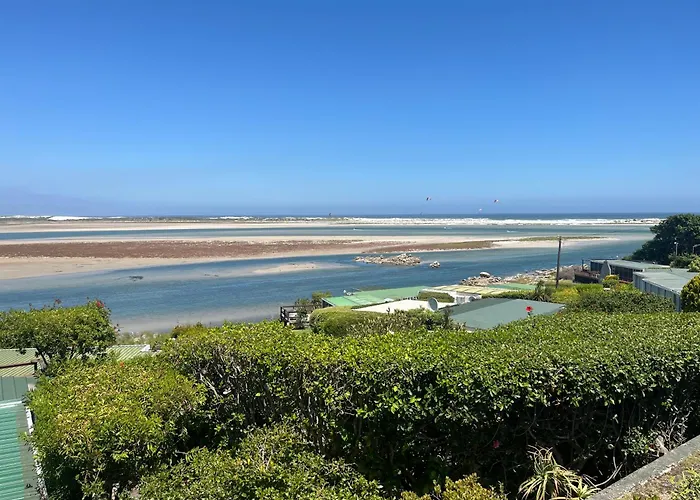 Fantastic Spot In Hermanus With Great Lagoon Views
